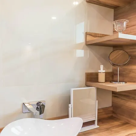 Apartment Belcanto 2 Bedroom Near The Opera House *