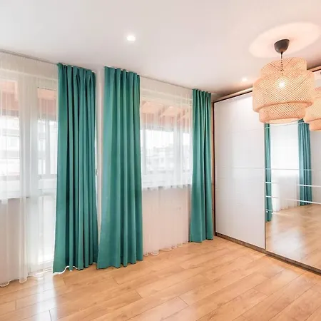 Belcanto 2 Bedroom Near The Opera House Apartment