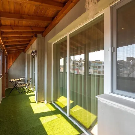 Belcanto 2 Bedroom Near The Opera House Apartment Varna
